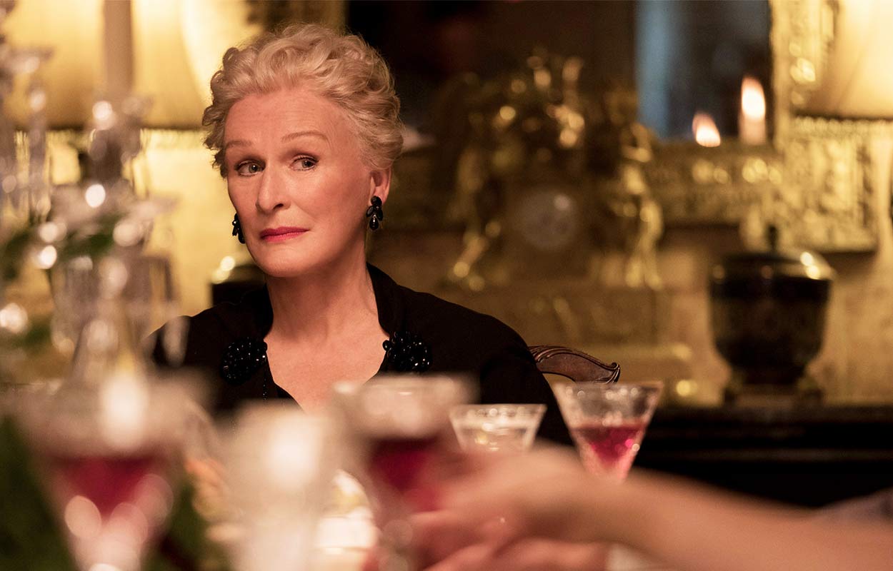 Glenn Close i &rdquo;Crooked House&rdquo; (2017).