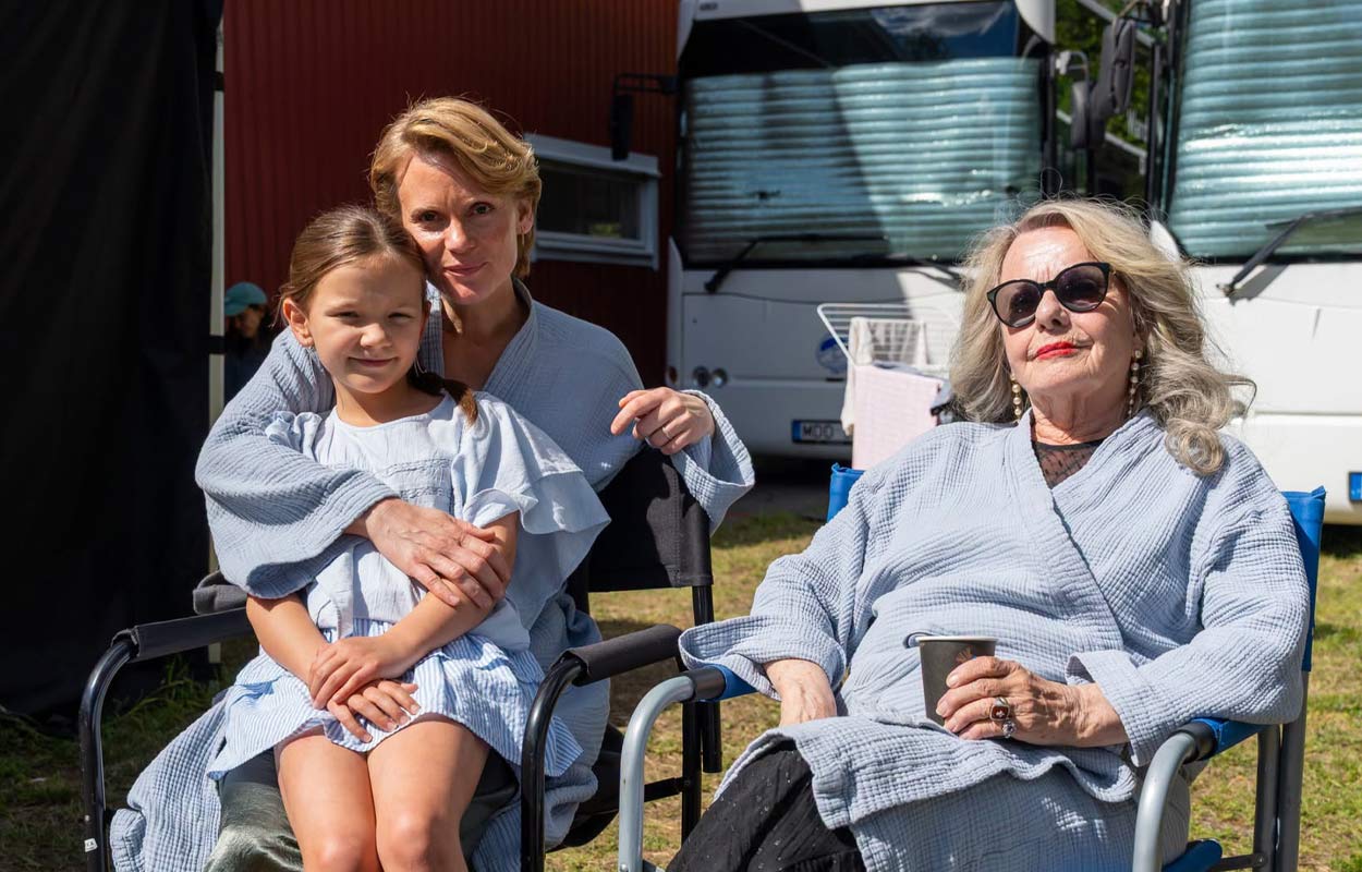 &rdquo;Det dyrbara&rdquo; &auml;r n&auml;sta stora SVT-thriller &ndash; serie med stj&auml;rnsp&auml;ckad rollista