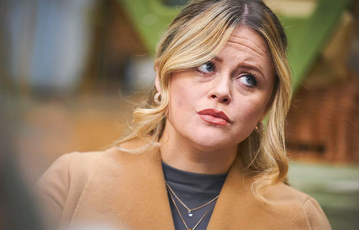 Emily Atack i &rdquo;The Rumour&rdquo;.