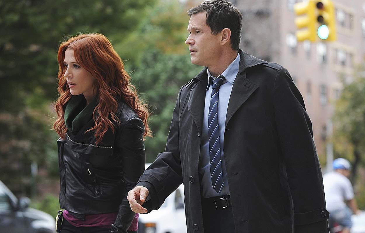 Poppy Montgomery och Dylan Walsh i &rdquo;Unforgettable&rdquo;.