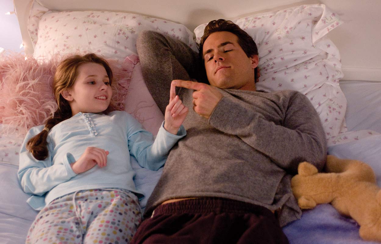 Abigail Breslin och Ryan Reynolds i &rdquo;Definitely, Maybe&rdquo;.
