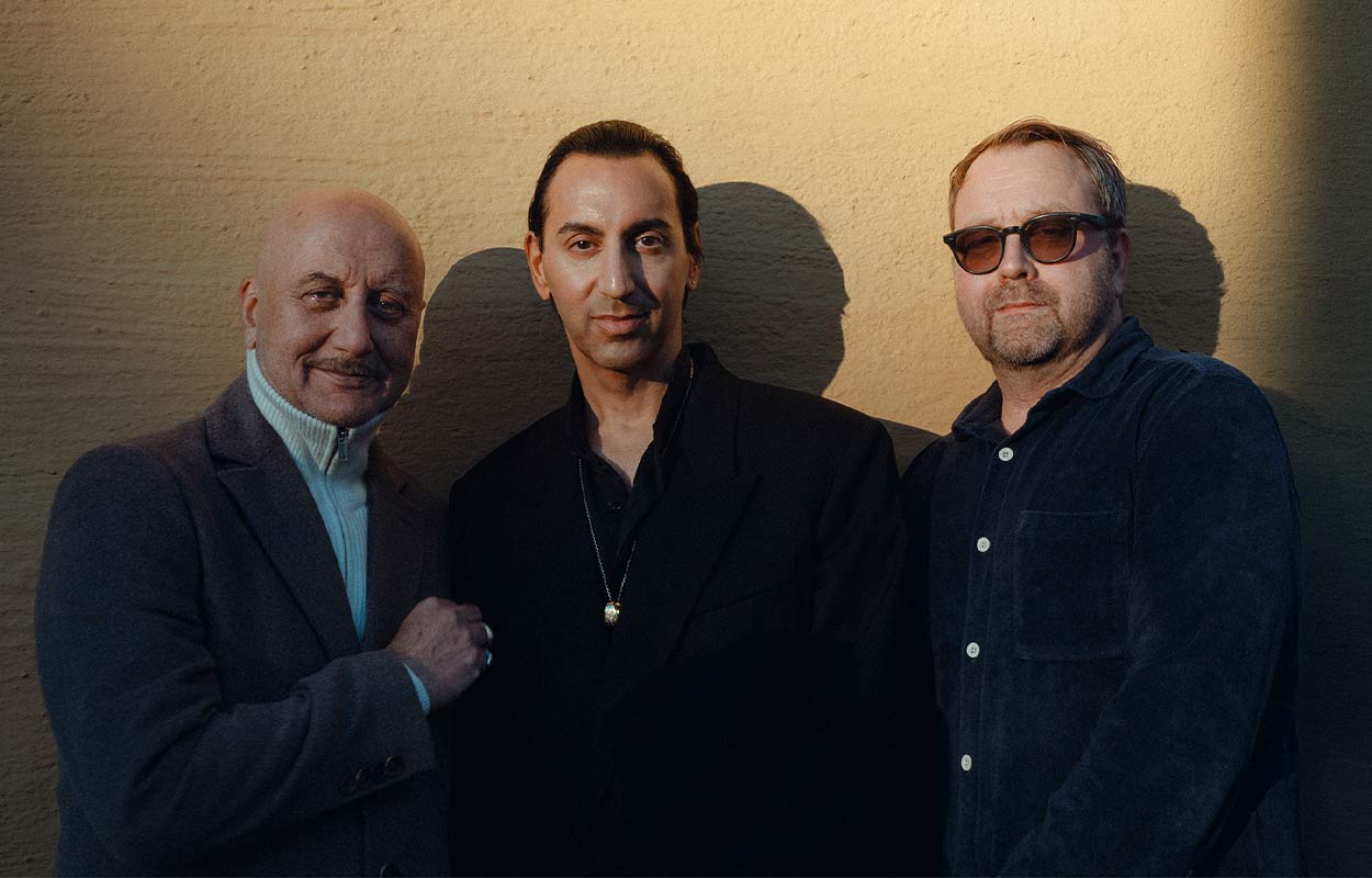 Anupam Kher, Sunil Munshi, Jens Jonsson.