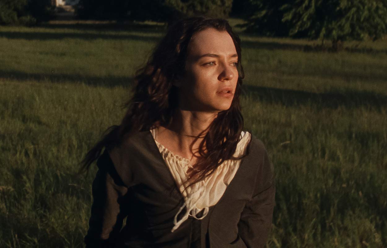Esm&eacute; Creed-Miles i &rdquo;Sense and Sensibility&rdquo;.